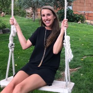 Meet your Posher, Briana